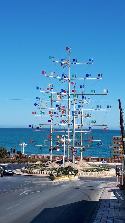 Victoria Luxury Beachfront Apartment In Benalmadena Costa Esterno foto